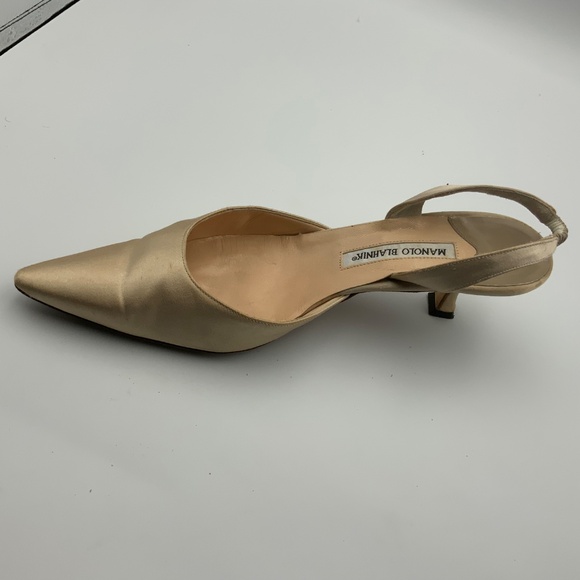 MANOLO BLAHNIK SATIN AND LEATHER SLINGBACK - Picture 4 of 6